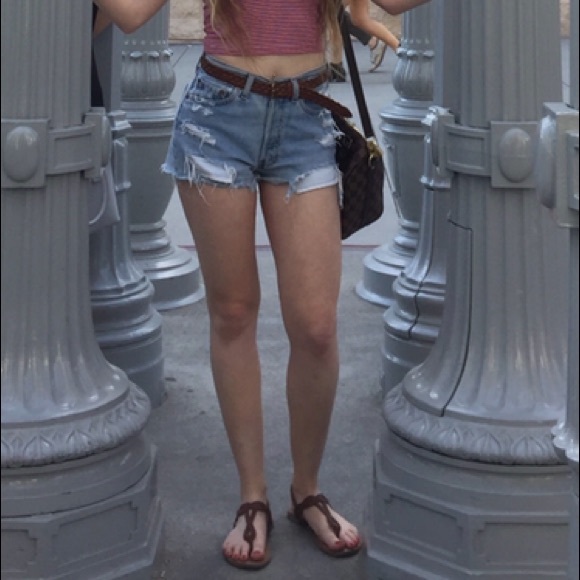 Levi’s “Vintage” 501 Original Cutoff Denim Shorts - Picture 3 of 5